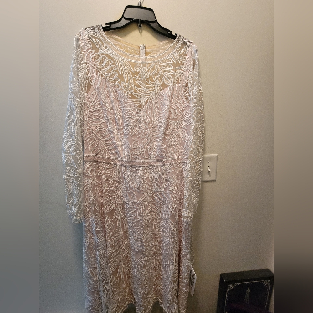 NWT Tadashi Shoji Cocktail Dress Size 18